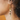 25FW80 - Gamme ELSA. Boucles d’oreilles en laiton doré à l'or fin, collection Good Vibes, ornées de pierres naturelles, idéales pour un look solaire et élégant.