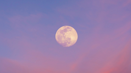 Les symboliques de la Lune : une danse céleste pleine de magie 🌕