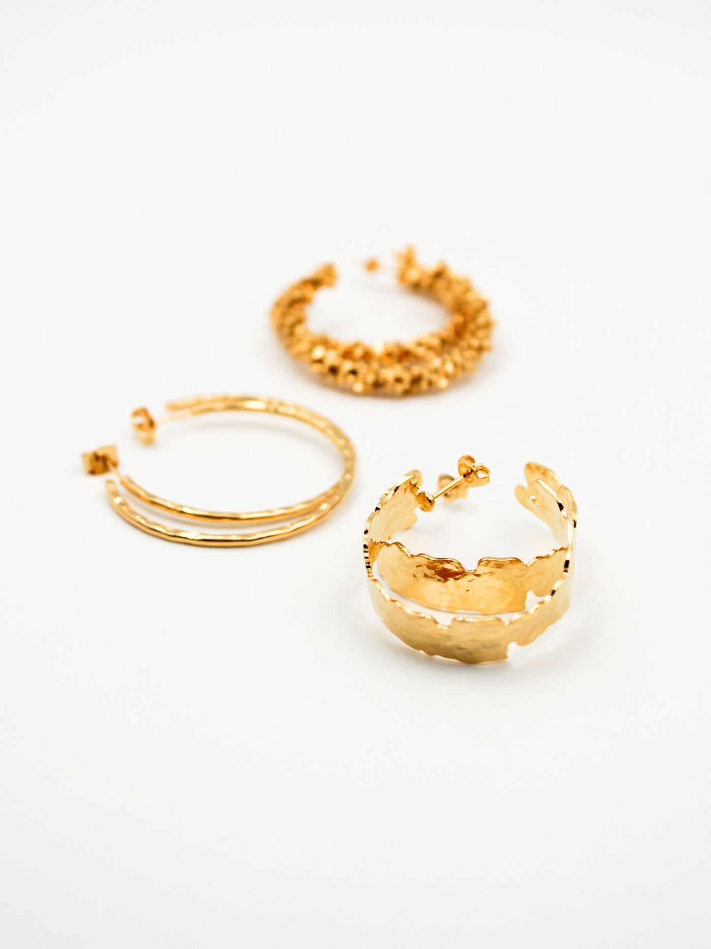 Collection de boucles d’oreilles de la gamme MANON - laiton doré à l’or fin - nouvelle collection 23FW - l’Atelier des Dames