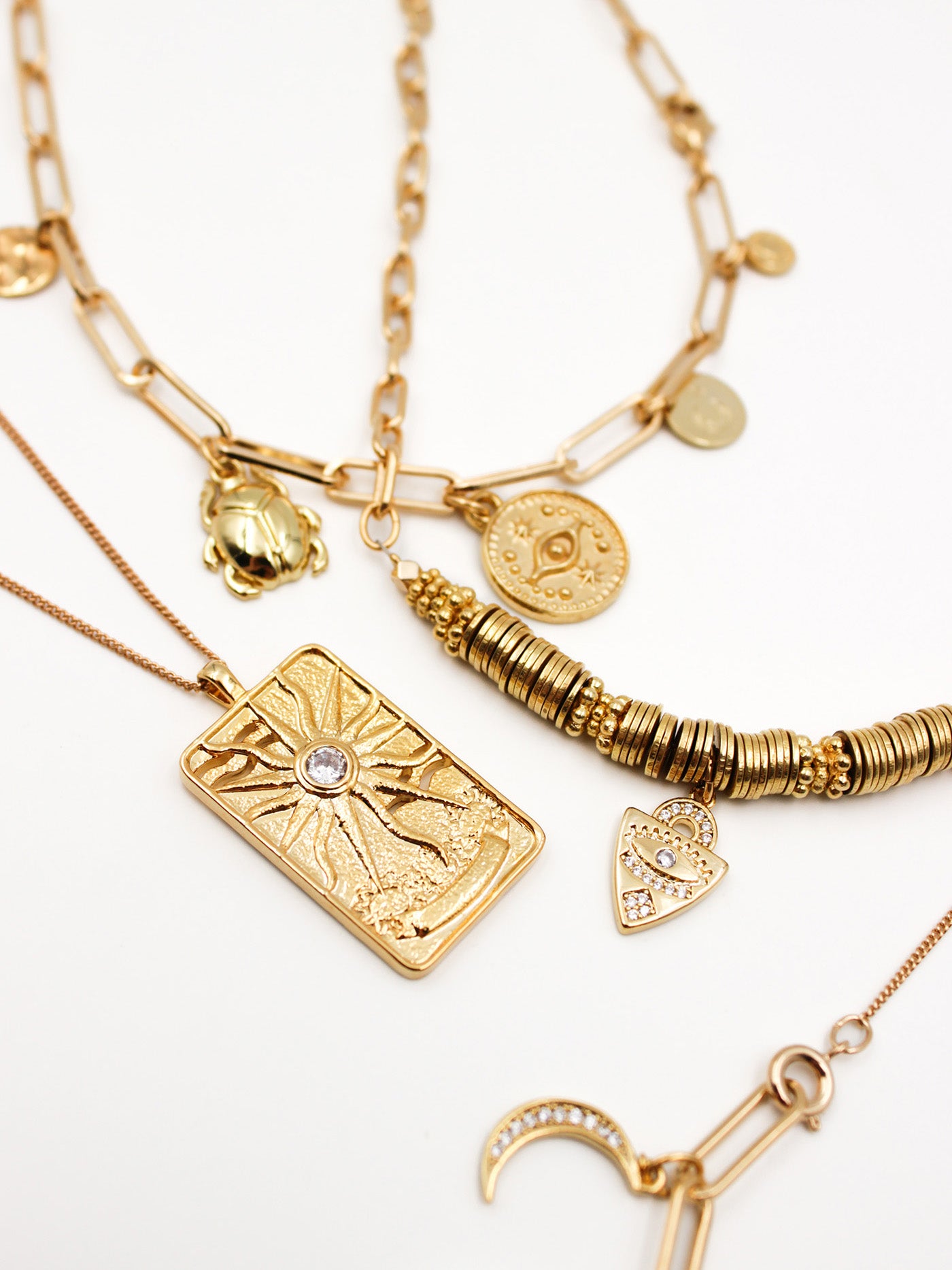 Collection de colliers de la gamme MANON - laiton doré à l’or fin - nouvelle collection 23FW - l’Atelier des Dames