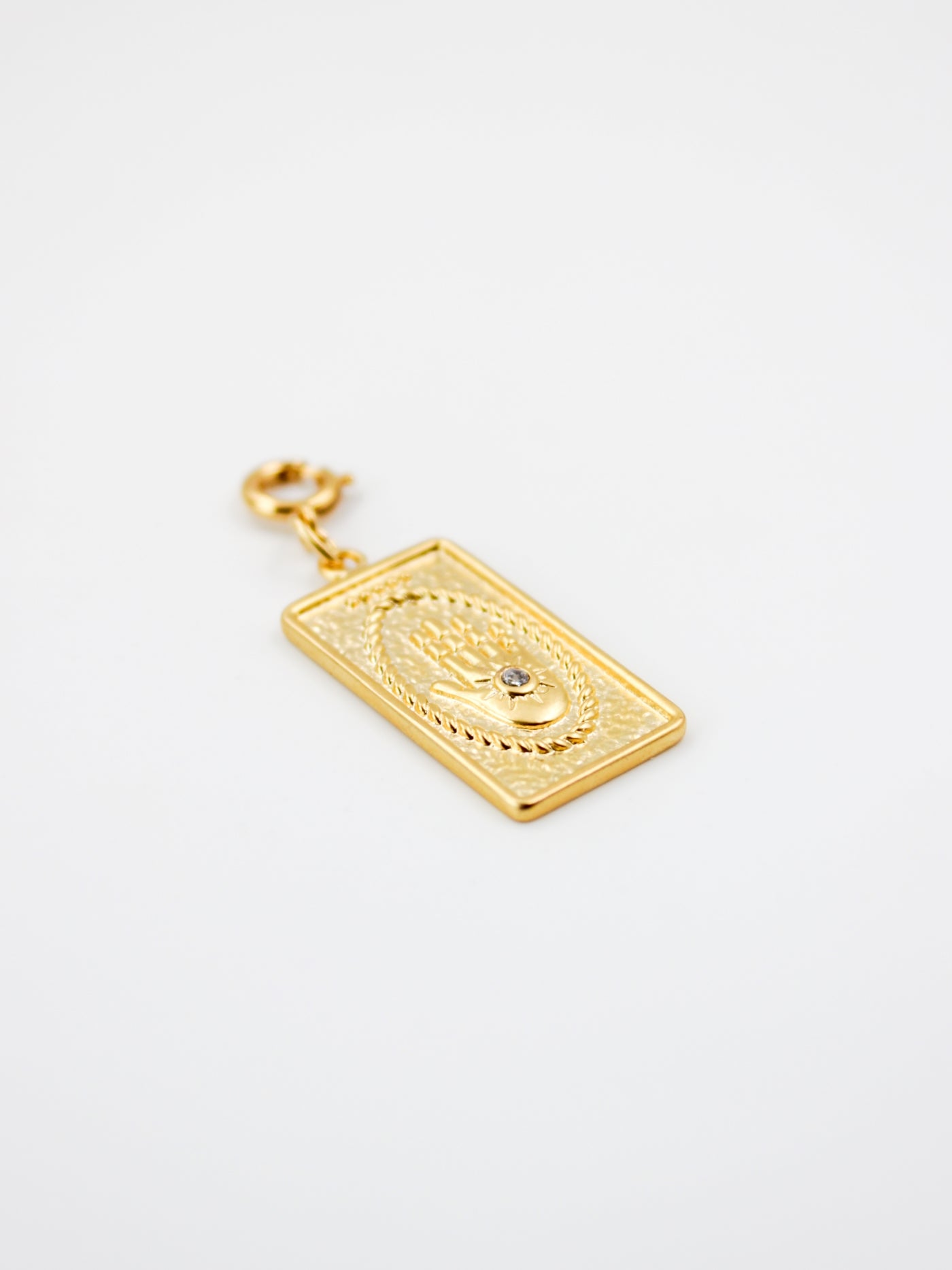 Charm carte tarot doré de la gamme GRIGRI - L'Atelier des Dames