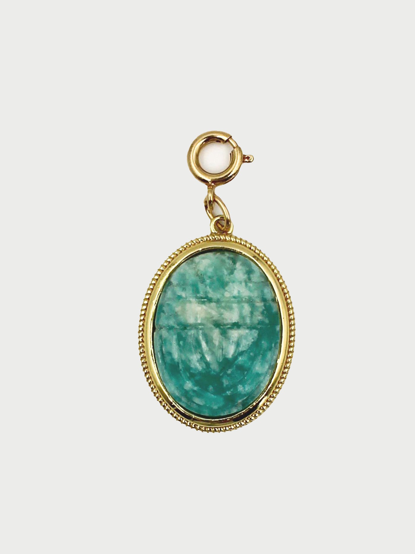 Charm scarabée amazonite de la gamme GRIGRI - L'Atelier des Dames