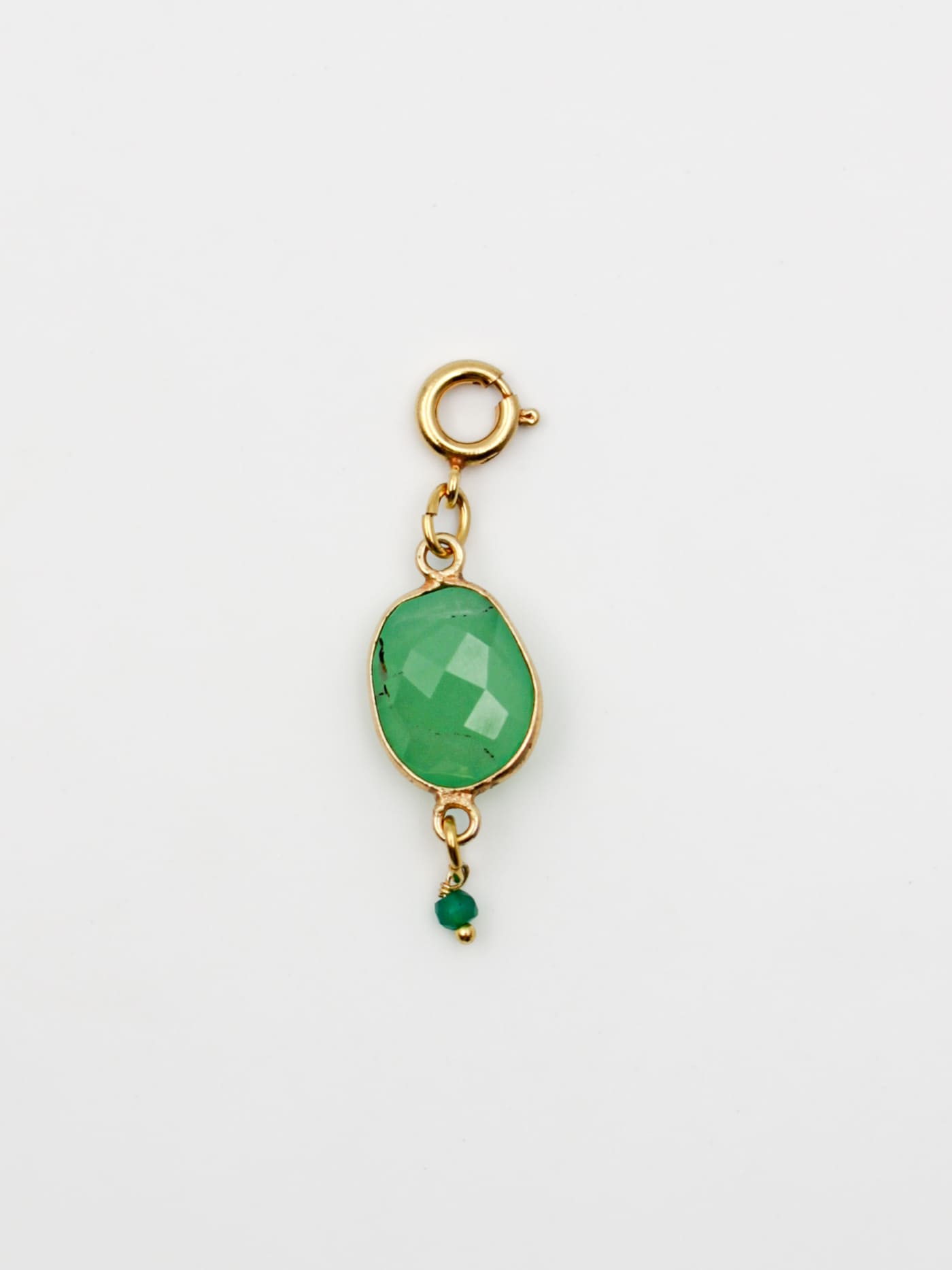 Bijoux dorés - Charm pierre en chrysoprase - Gamme GRIGRI - L'Atelier des Dames 