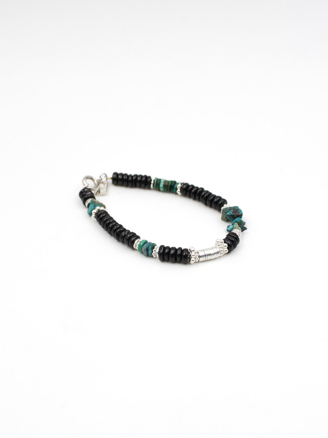 Bracelet heishi - gamme LOUISE - argent 925 - pierres naturelles : onyx noir, chrysocolle - nouvelle collection 23FW - l’Atelier des Dames